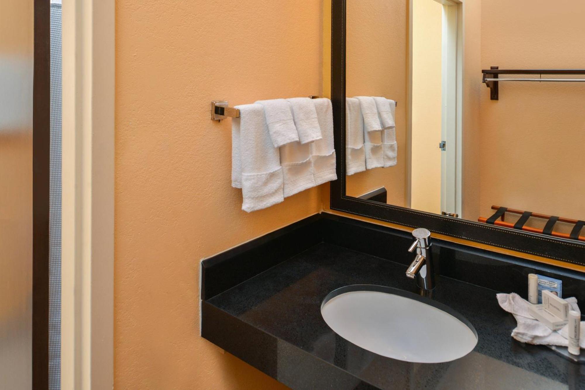 Fairfield Inn & Suites Beaumont Ngoại thất bức ảnh