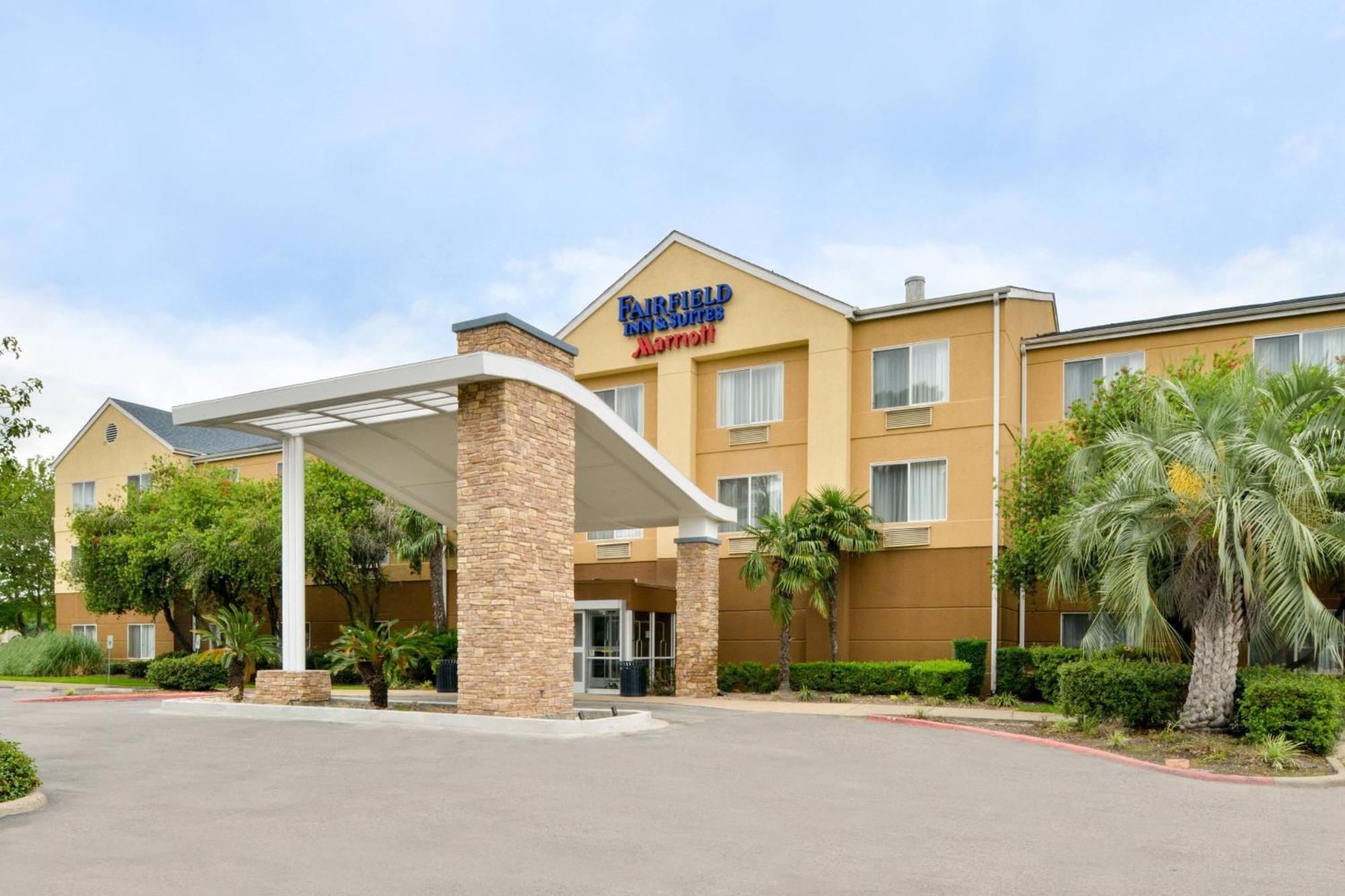 Fairfield Inn & Suites Beaumont Ngoại thất bức ảnh