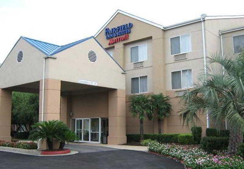 Fairfield Inn & Suites Beaumont Ngoại thất bức ảnh